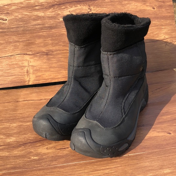 Keen Dry Women's Insulated Pull On Winter Boots 9